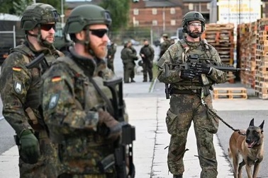 Cảnh sát Đức bắn nhầm binh sĩ tập trận