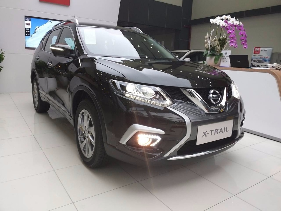 Nissan X-trail SV Luxury V-series giảm sâu, chỉ từ 923 triệu đồng tại Nissan Gò Vấp - 2 Nissan X-trail SV Luxury V-series giảm sâu, chỉ từ 923 triệu đồng tại Nissan Gò Vấp - 2