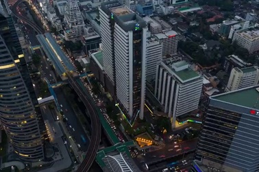 Bangkok mê hoặc khách nước ngoài bằng vẻ đẹp huyền ảo