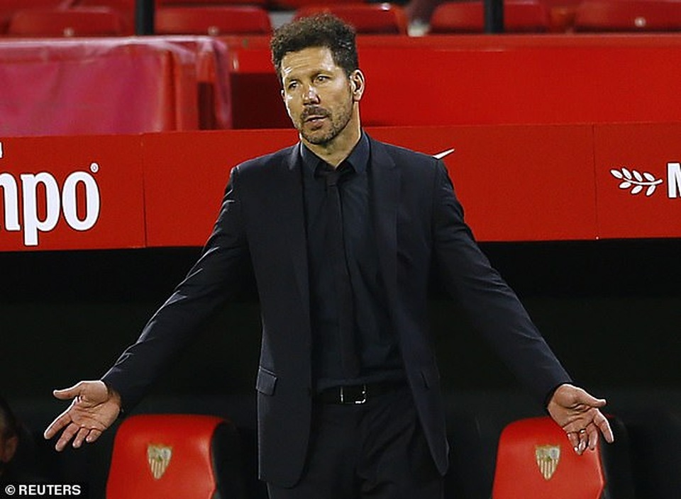 Luis Suarez gây thất vọng, Atletico thua cay đắng Sevilla - 3 Luis Suarez gây thất vọng, Atletico thua cay đắng Sevilla - 3