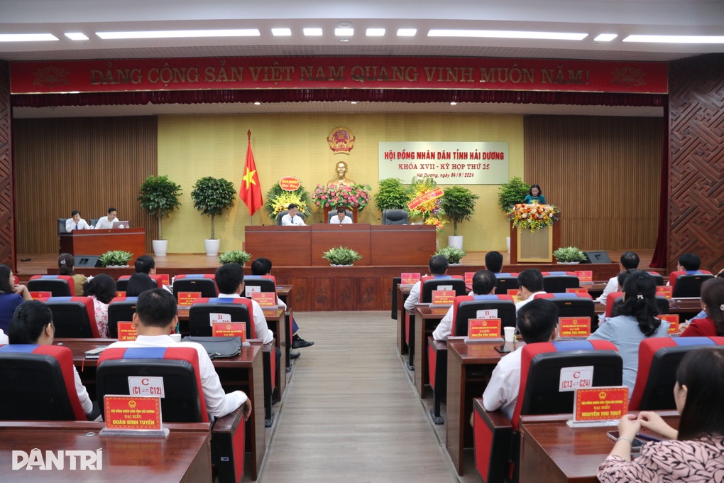 Thiếu tướng Lê Ngọc Châu làm Chủ tịch UBND tỉnh Hải Dương - 2 Thiếu tướng Lê Ngọc Châu làm Chủ tịch UBND tỉnh Hải Dương - 2