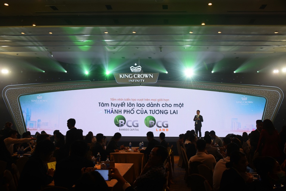 Chính thức giới thiệu dự án biểu tượng King Crown Infinity - 1 Chính thức giới thiệu dự án biểu tượng King Crown Infinity - 1