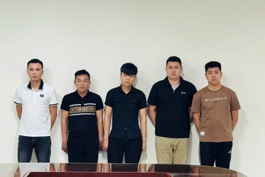 Khởi tố 5 đối tượng lừa chiếm đoạt tiền của ngân hàng, công ty tài chính