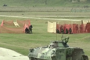 Binh lính Nga - Serbia - Belarus tập trận '"Anh em Slavic 2016"