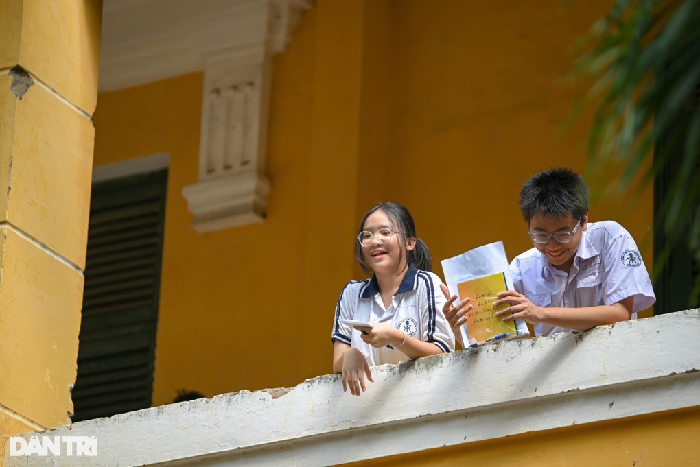 Making Lao the 8th foreign language taught in high schools - 1 Đưa tiếng Lào trở thành ngoại ngữ thứ 8 dạy trong trường phổ thông - 1