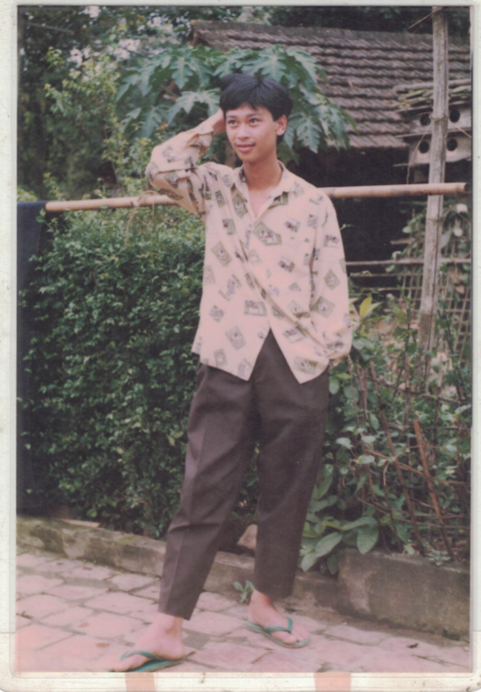 Tiến sĩ ngành Lâm nghiệp “gieo mầm” đam mê học tiếng Anh ở Đắk Lắk - 1 Tiến sĩ ngành Lâm nghiệp “gieo mầm” đam mê học tiếng Anh ở Đắk Lắk - 1