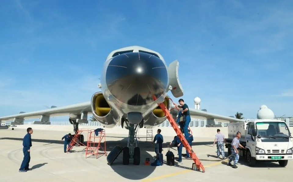 Trung Quốc bị nghi đưa máy bay ném bom trái phép đến đảo Phú Lâm - 1 Trung Quốc bị nghi đưa máy bay ném bom trái phép đến đảo Phú Lâm - 1