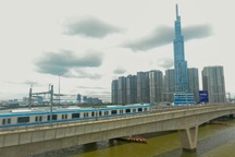 Ngày đầu chạy thử tàu metro số 1 trên toàn tuyến ở TPHCM