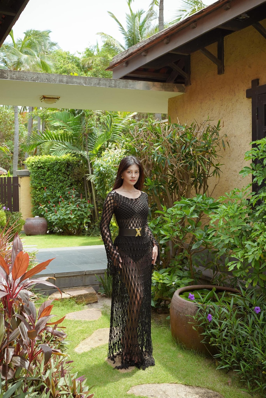 Bùi Lan Hương: Ngày càng gợi cảm, không ngại tình tứ bên Nguyễn Quang Dũng - 7 Bùi Lan Hương: Ngày càng gợi cảm, không ngại tình tứ bên Nguyễn Quang Dũng - 7