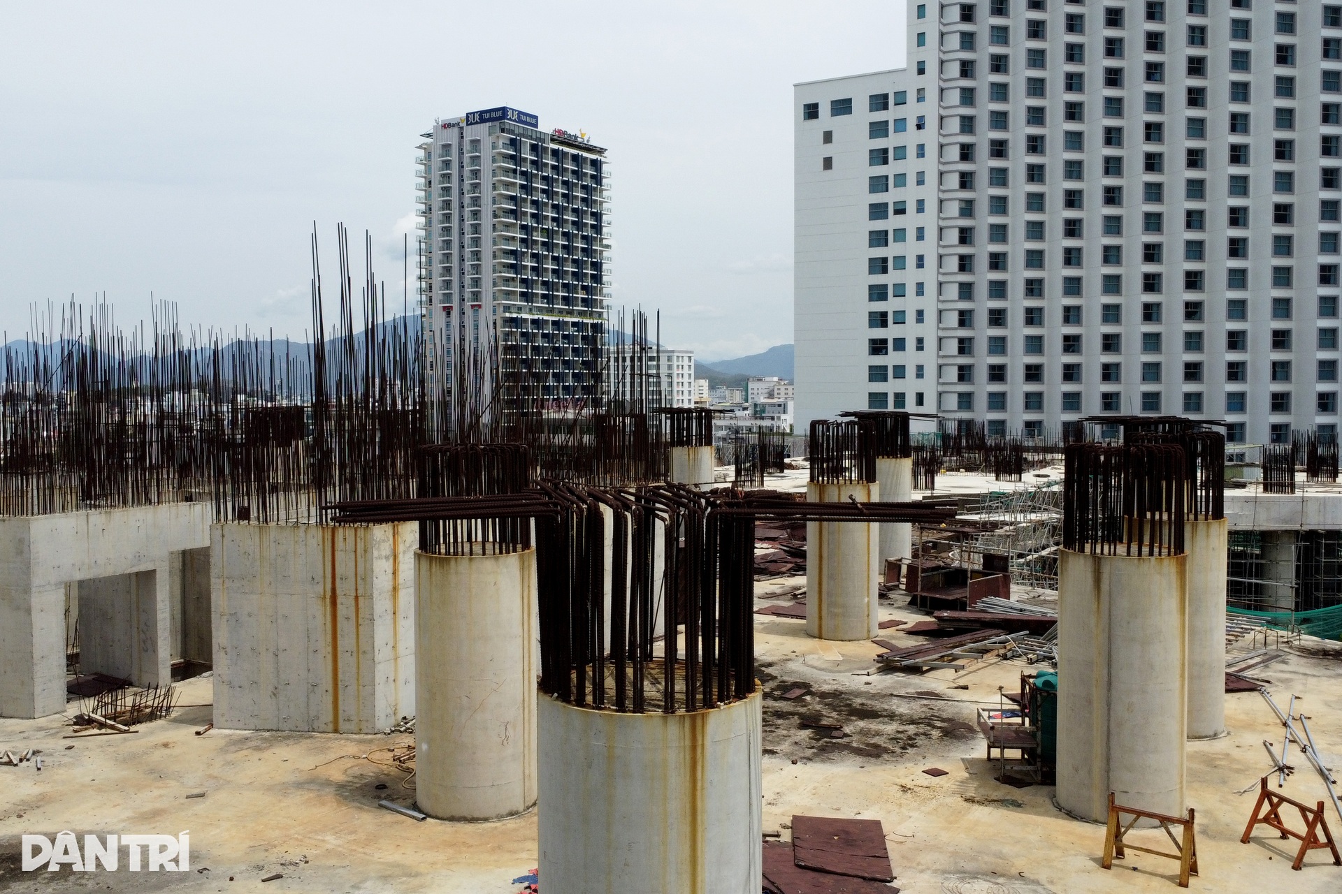 Cảnh ngổn ngang, sắt thép hoen gỉ tại dự án gần 200 triệu USD ở Khánh Hòa - 5 Cảnh ngổn ngang, sắt thép hoen gỉ tại dự án gần 200 triệu USD ở Khánh Hòa - 5