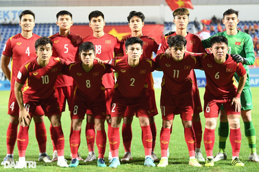 Bóng đá Việt Nam có nhà tài trợ mới trong 3 năm