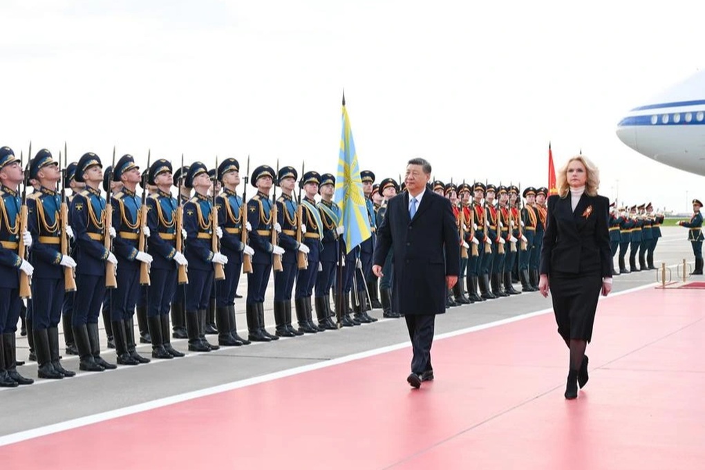 Tiêm kích Nga hộ tống máy bay chở ông Tập Cận Bình thăm Moscow - 1 Tiêm kích Nga hộ tống máy bay chở ông Tập Cận Bình thăm Moscow - 1