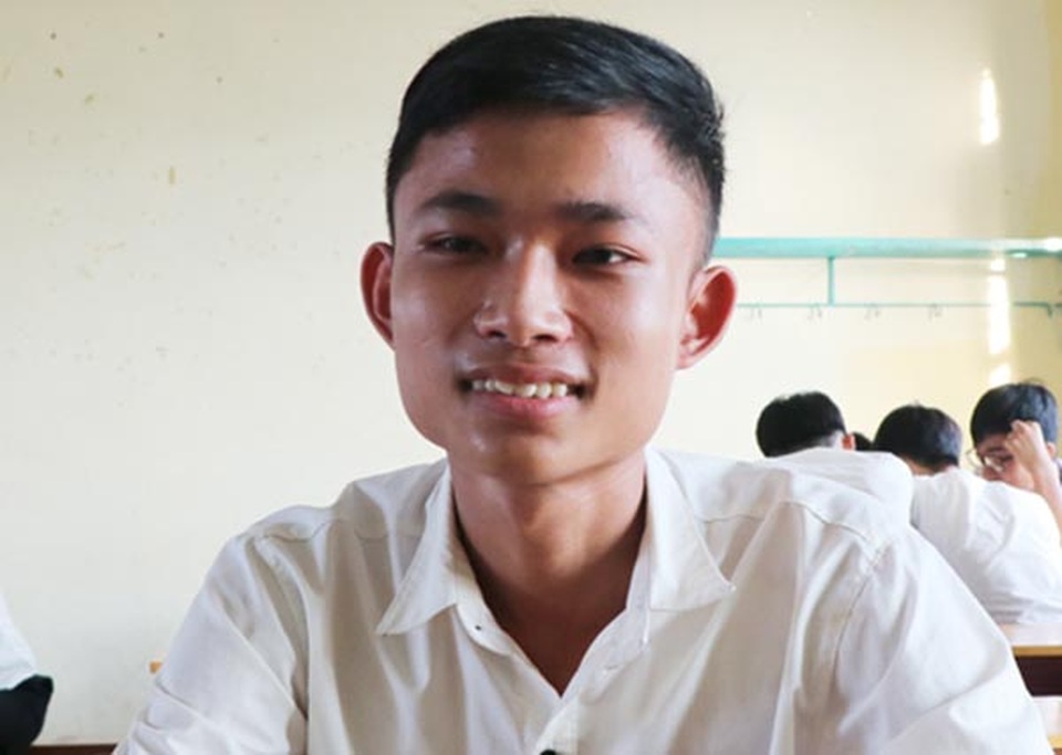 Lớp học trường làng, tất cả thành viên đạt từ 26,4 điểm xét tuyển đại học - 2 Lớp học trường làng, tất cả thành viên đạt từ 26,4 điểm xét tuyển đại học - 2