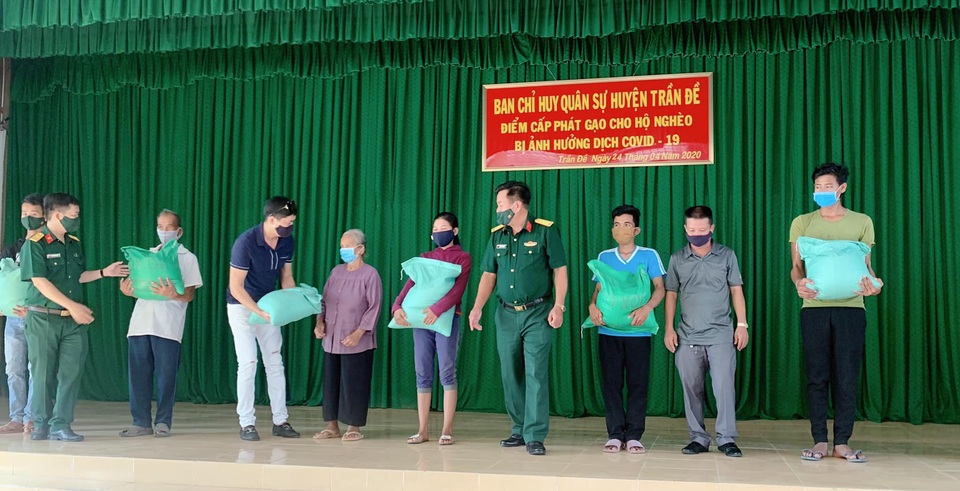 Sao Việt làm gì sau khi được “nới lỏng” cách ly? - 12 Sao Việt làm gì sau khi được “nới lỏng” cách ly? - 12