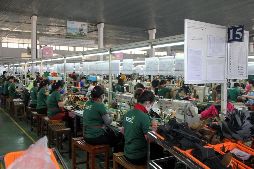 Lương tối thiểu 2021: Không dễ tìm lời giải cho bài toán quyền lợi các bên - 1 Lương tối thiểu 2021: Không dễ tìm lời giải cho bài toán quyền lợi các bên - 1