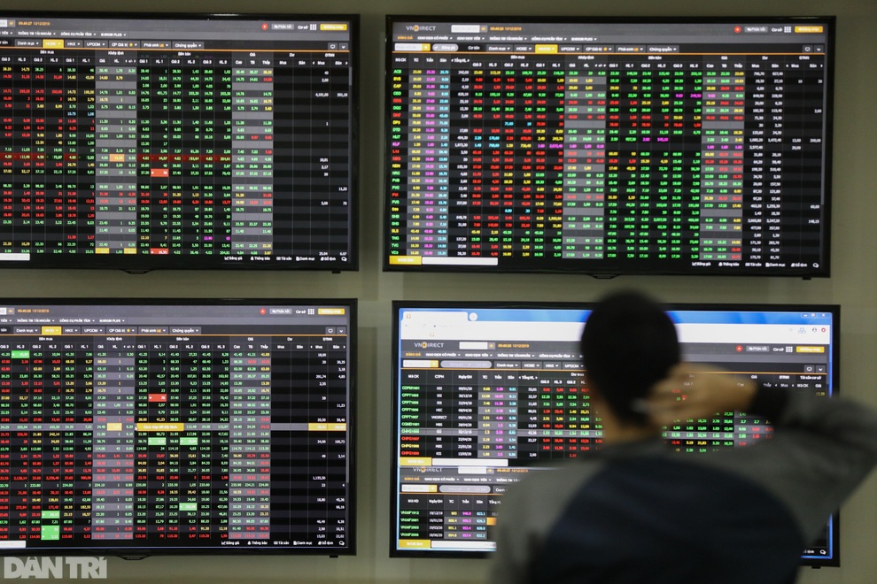 VN-Index lập đỉnh 1.500 điểm - 1 VN-Index lập đỉnh 1.500 điểm - 1