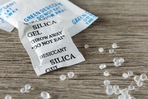 Chuyện gì sẽ xảy ra nếu chúng ta ăn phải gói chống ẩm?