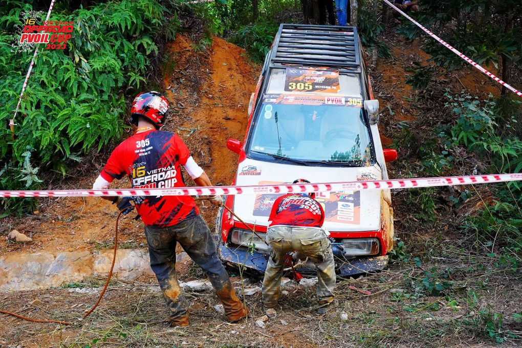 Khai mạc giải đua off-road lớn nhất Việt Nam mang tên nhà tài trợ PVOIL - 3 Khai mạc giải đua off-road lớn nhất Việt Nam mang tên nhà tài trợ PVOIL - 3
