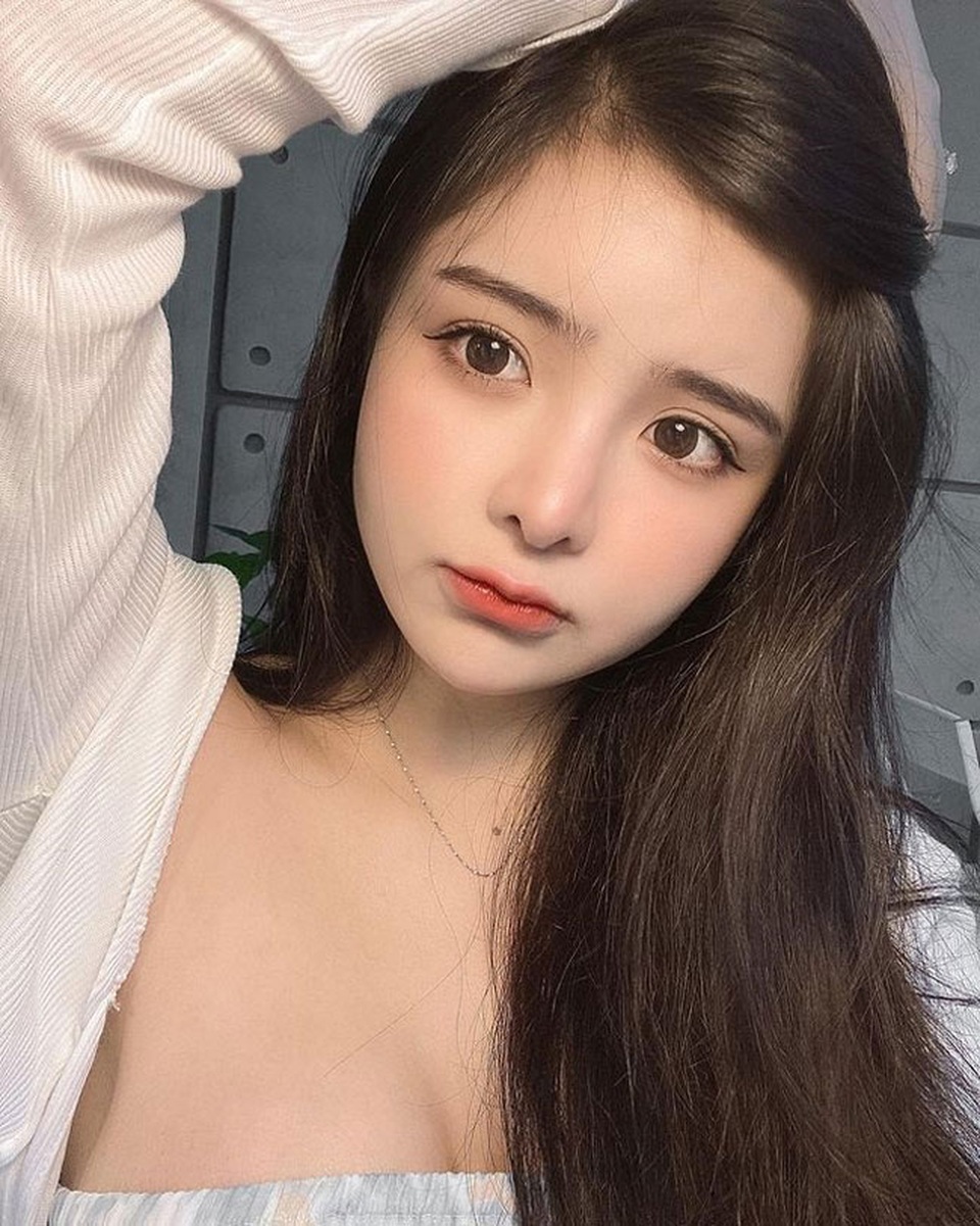 Cô gái Sài thành được ca ngợi xinh như búp bê đời thực - 11 Cô gái Sài thành được ca ngợi xinh như búp bê đời thực - 11