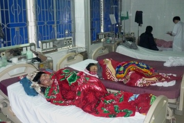 Ăn giỗ, 40 người đi cấp cứu