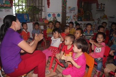 Sống giữa thị xã, gần 700 học sinh mầm non phải đi học nhờ