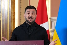 Tổng thống Ukraine thừa nhận "có vấn đề" trong sản xuất tên lửa mới