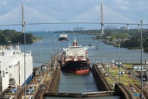 Ông Trump chỉ thị quân đội Mỹ lên phương án tiếp cận kênh đào Panama