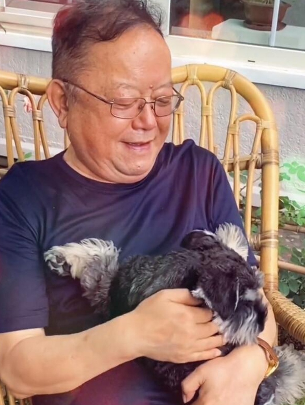 Hòa Thân Vương Cương sống kín tiếng, hạnh phúc bên người vợ kém 20 tuổi - 5 Hòa Thân Vương Cương sống kín tiếng, hạnh phúc bên người vợ kém 20 tuổi - 5