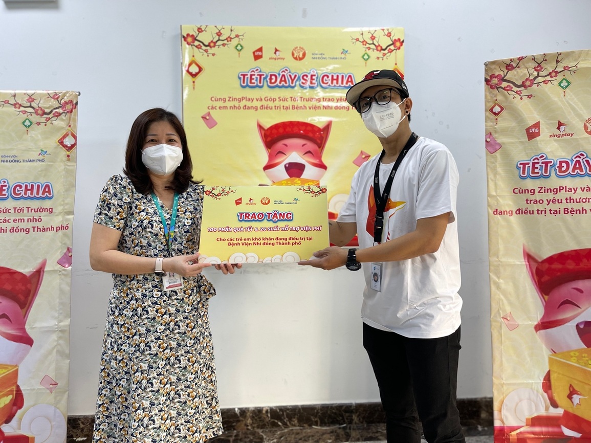 ZingPlay trao tặng quỹ từ thiện của game thủ đến Bệnh viện Nhi Đồng TPHCM - 2 ZingPlay trao tặng quỹ từ thiện của game thủ đến Bệnh viện Nhi Đồng TPHCM - 2