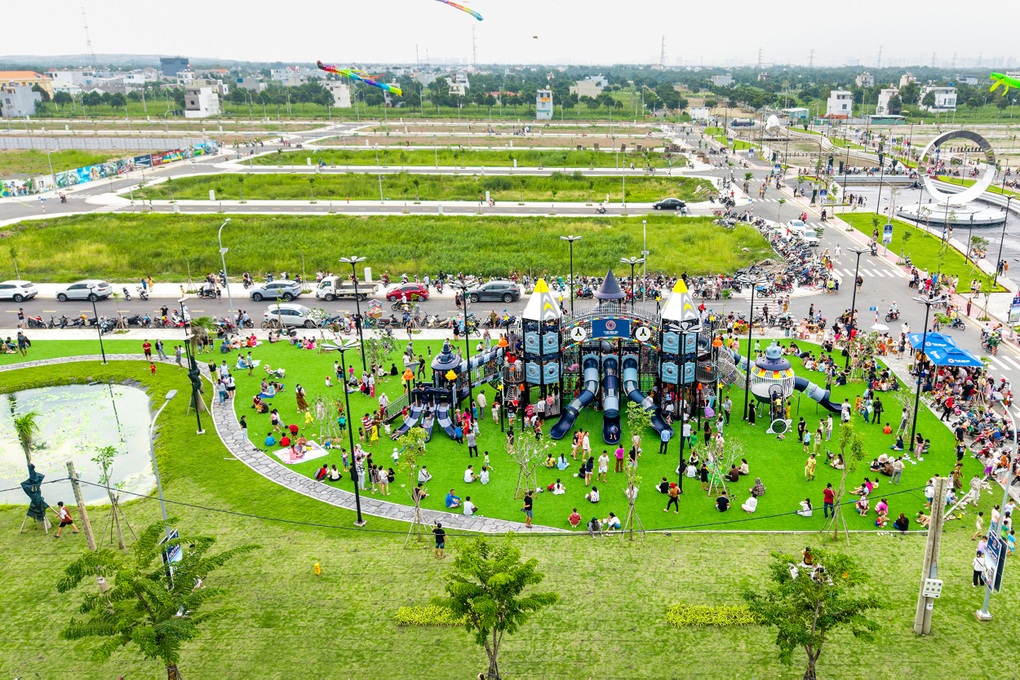 Đô thị thương mại The 826 EC - Điểm hẹn mới của cư dân Nam Sài Gòn - 4 Đô thị thương mại The 826 EC - Điểm hẹn mới của cư dân Nam Sài Gòn - 4