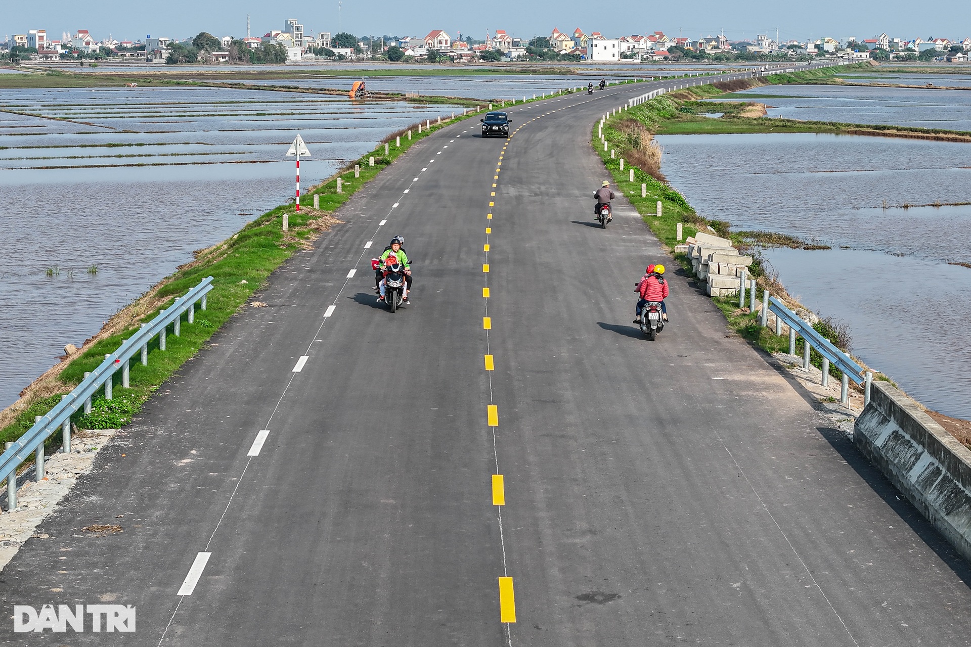 Hình thù tuyến đường bộ ven biển qua Nam Định trị giá gần 2.700 tỷ đồng - 4 Hình thù tuyến đường bộ ven biển qua Nam Định trị giá gần 2.700 tỷ đồng - 4