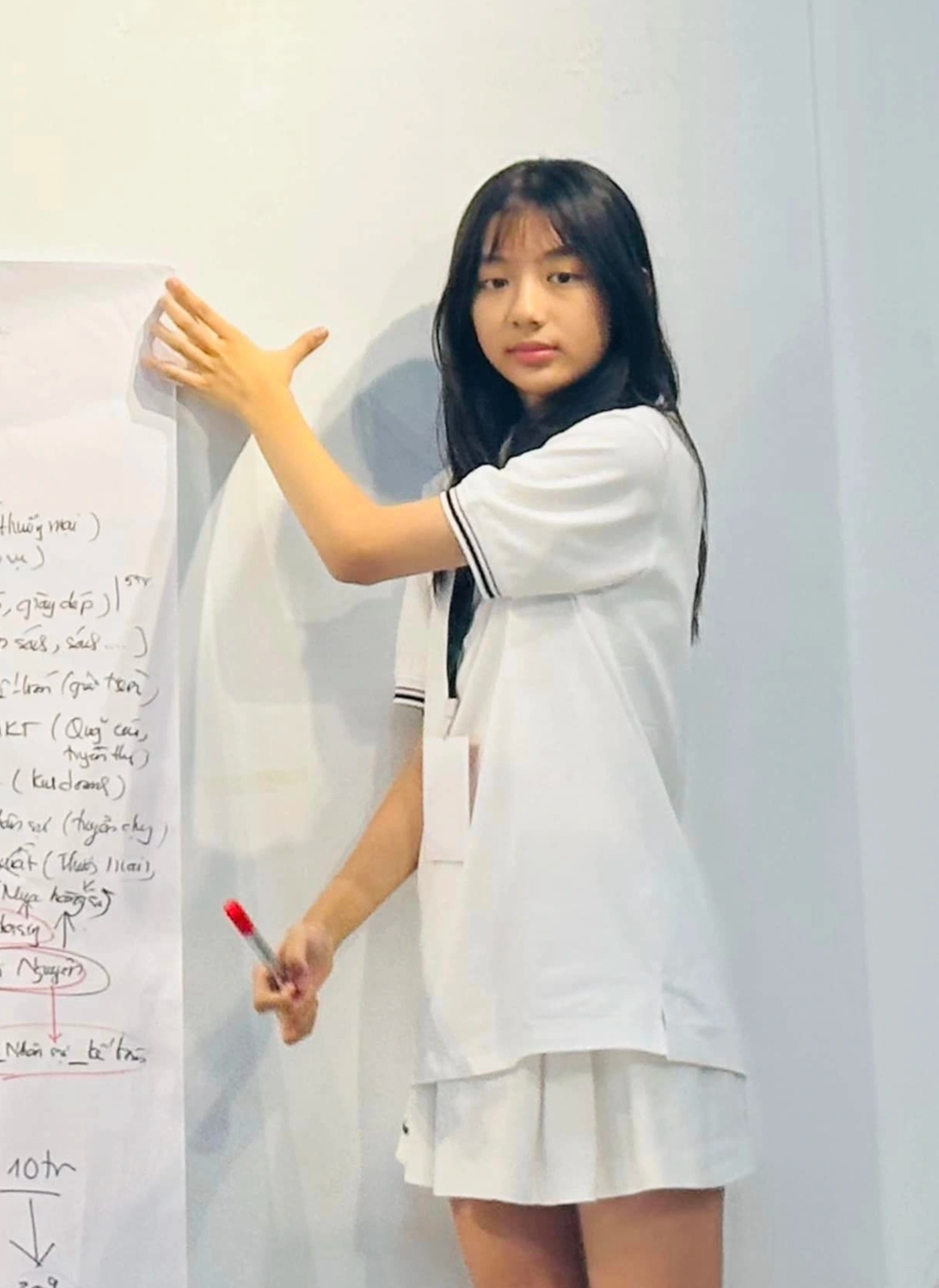 Con gái Hoa hậu Ngọc Diễm: 13 tuổi cao 1,67m, nhan sắc trong veo - 7 Con gái Hoa hậu Ngọc Diễm: 13 tuổi cao 1,67m, nhan sắc trong veo - 7