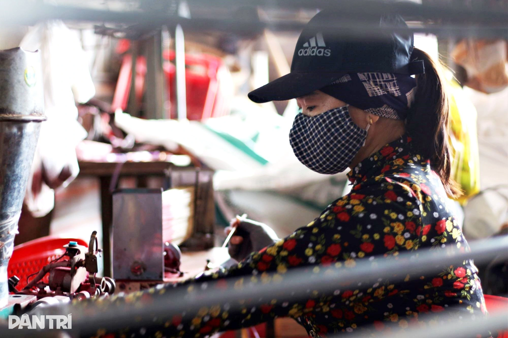 Mưa lạnh kéo dài, làng hương xứ Quảng vẫn chạy đua cùng Tết - 5 Mưa lạnh kéo dài, làng hương xứ Quảng vẫn chạy đua cùng Tết - 5