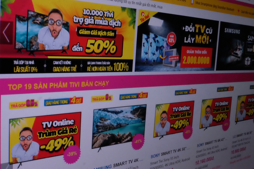 TV giảm giá kịch sàn trong bão dịch Covid-19 - 1 TV giảm giá kịch sàn trong bão dịch Covid-19 - 1