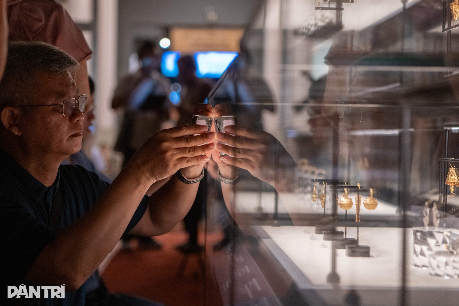 Lần đầu người dân Thủ đô được chiêm ngưỡng tượng đồng Nữ thần Durga - 8 Lần đầu người dân Thủ đô được chiêm ngưỡng tượng đồng Nữ thần Durga - 8