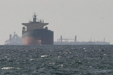 Anh đề xuất đăng cai hội nghị thượng đỉnh về mở lại eo biển Hormuz