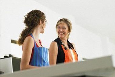 Mẹ chồng, nàng dâu - nguyên tắc ngầm khi nói chuyện 