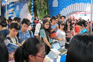 Ngày hội sách khơi dậy đam mê đọc của giới trẻ