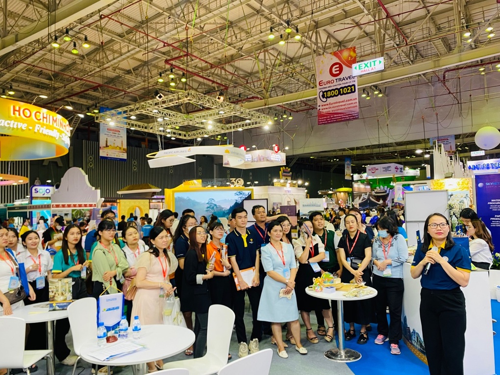Tấp nập khách tại Hội chợ Du lịch Quốc tế TPHCM 2023 - 8 Tấp nập khách tại Hội chợ Du lịch Quốc tế TPHCM 2023 - 8