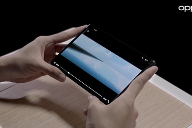 Oppo trình diễn tính năng sạc pin qua không khí với mẫu smartphone X 2021