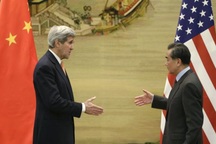 Mỹ kêu gọi Trung Quốc ngừng xây dựng các đường băng ở Biển Đông