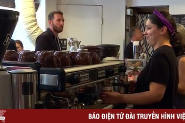 Vì sao giới trẻ Mỹ có xu hướng kiếm việc làm thêm?