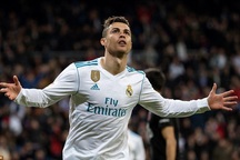 C.Ronaldo áp sát Messi ở cuộc đua Vua phá lưới La Liga