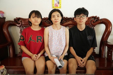 Mẹ đơn thân mắc ung thư tụy giai đoạn cuối, lo hai con mồ côi