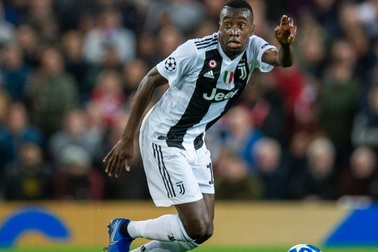 2 ngôi sao Juventus khỏi bệnh, Dybala vẫn dương tính với Covid-19