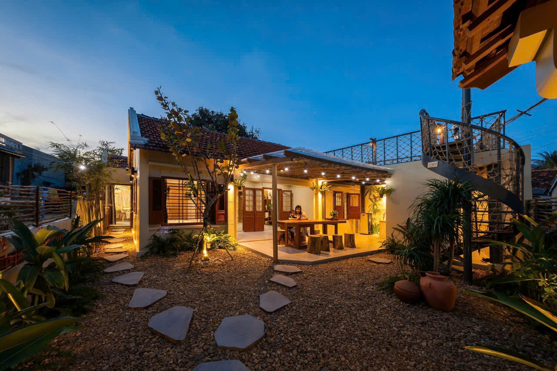 Vợ chồng ở Hà Nội chi 700 triệu cải tạo nhà, đưa khối nghỉ hè về quê - 3