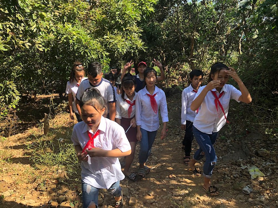 Thầy giáo quân hàm xanh dạy học nơi đảo xa - 5 Thầy giáo quân hàm xanh dạy học nơi đảo xa - 5