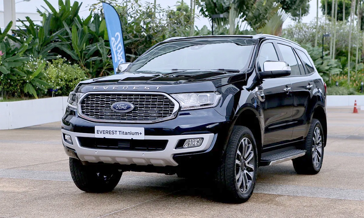 Loạt ô tô trong phân khúc SUV cỡ D tại Việt Nam, giá trên dưới 1 tỷ đồng - 3 Loạt ô tô trong phân khúc SUV cỡ D tại Việt Nam, giá trên dưới 1 tỷ đồng - 3