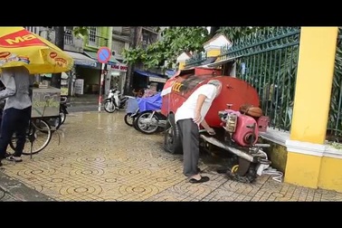 “Khắc tinh của bà hỏa” trở thành đống sắt vụn trên vỉa hè, gầm cầu