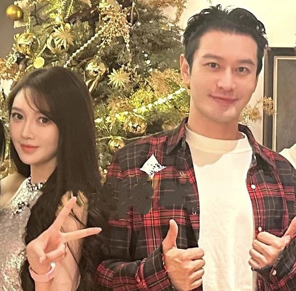 Bạn gái Huỳnh Hiểu Minh dính tin đồn xuất thân từ lò săn chồng giàu - 1 Bạn gái Huỳnh Hiểu Minh dính tin đồn xuất thân từ lò săn chồng giàu - 1